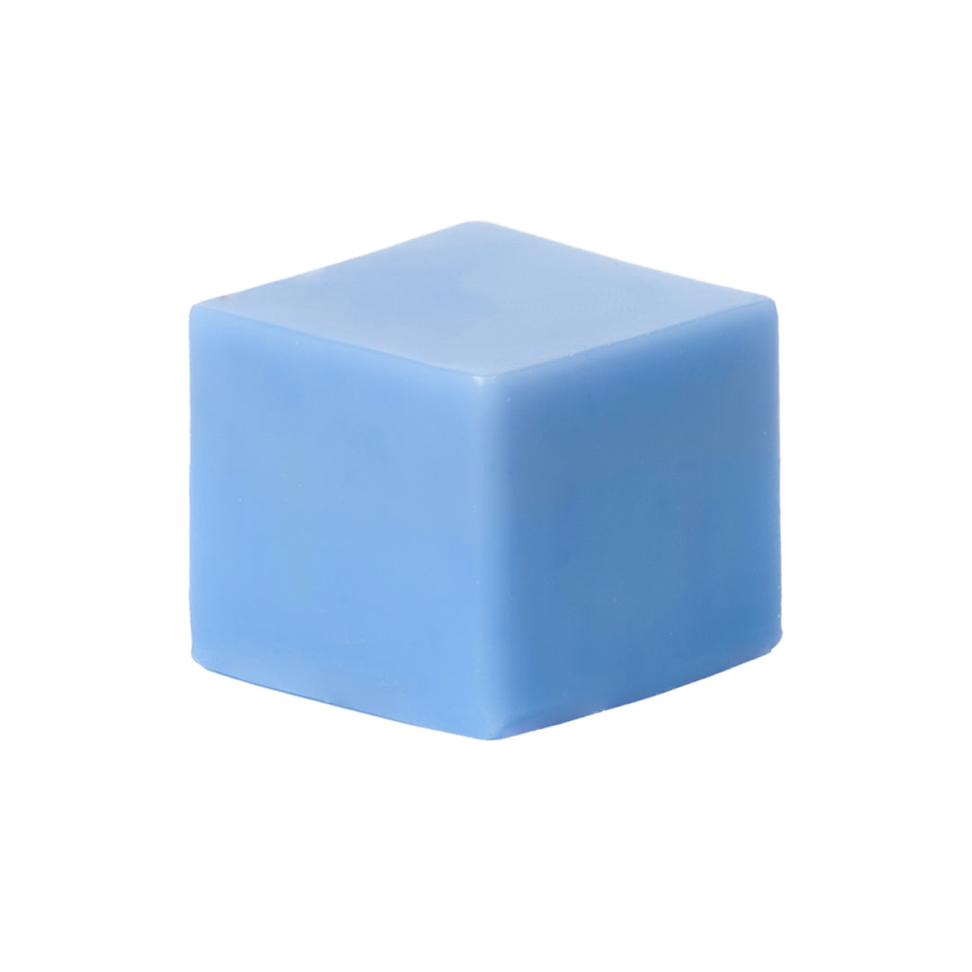 Bougie couleur bleu soie